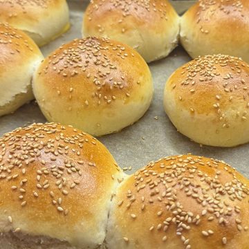 Hamburger buns