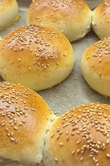 Hamburger buns